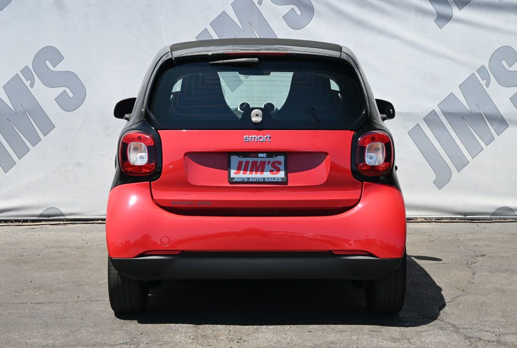 2017 Smart Fortwo Electric Drive photo 5