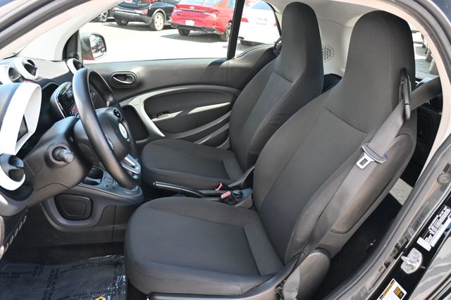 2017 smart fortwo electric drive pure coupe - 23079695 - 11