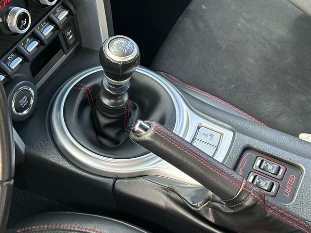 2017 Subaru BRZ Limited Manual - 22989988 - 18