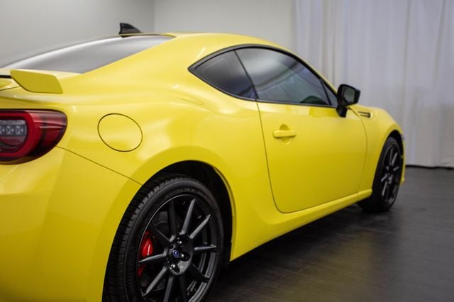 2017 Subaru BRZ Series.Yellow Manual - 23000073 - 28