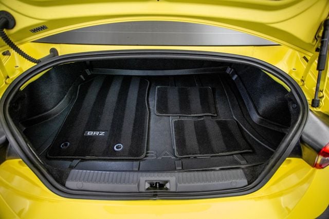 2017 Subaru BRZ Series.Yellow Manual - 23000073 - 35