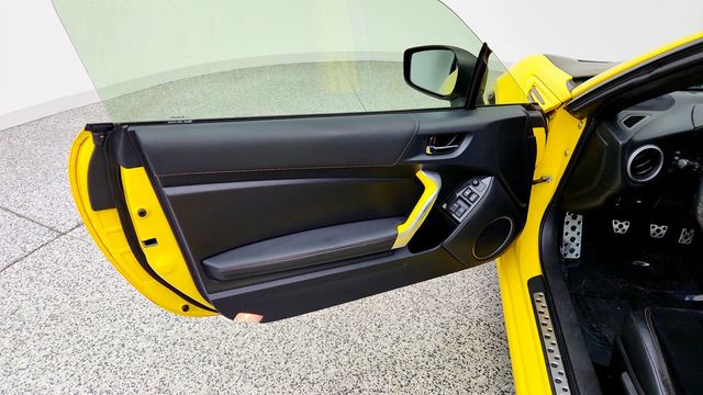 2017 Subaru BRZ Series.Yellow Manual - 23097119 - 9