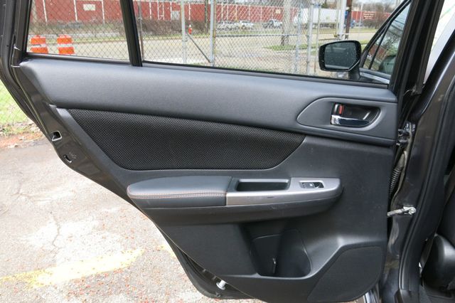 2017 Subaru Crosstrek 2.0i Premium CVT - 22997746 - 48