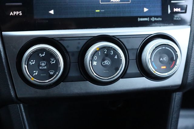 2017 Subaru Crosstrek 2.0i Premium CVT - 22928742 - 32