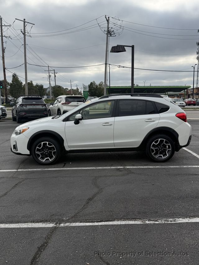 2017 Subaru Crosstrek PREMIUM AWD W/MOONROOF PACKAGE - 23091962 - 4