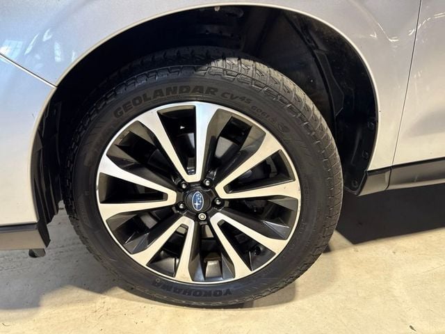 2017 Subaru Forester 2.0XT Premium CVT - 23038604 - 1
