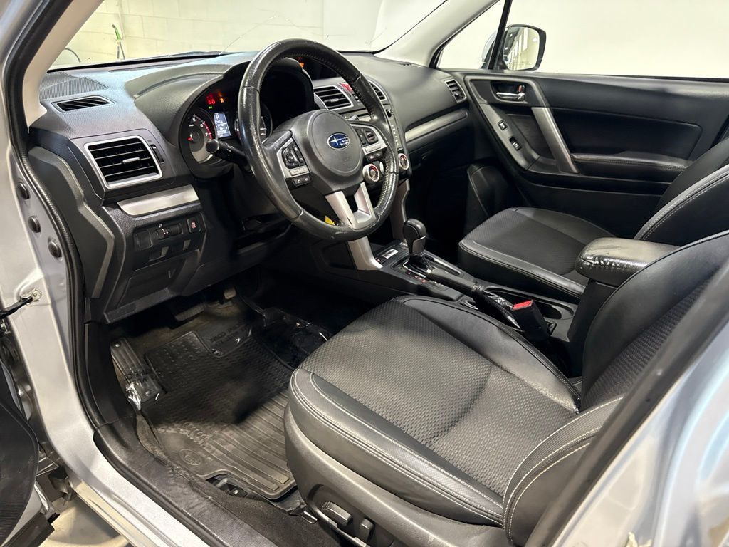 2017 Subaru Forester 2.0XT Premium CVT - 23038604 - 22