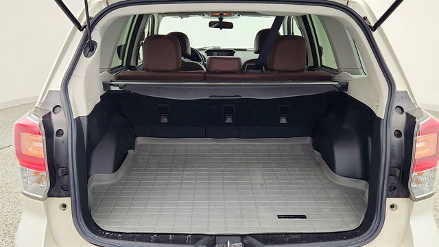 2017 Subaru Forester 2.0XT Touring CVT - 23020159 - 19