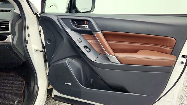 2017 Subaru Forester 2.0XT Touring CVT - 23020159 - 23