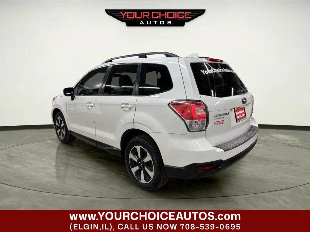 2017 Subaru Forester 2.5i CVT - 23056563 - 2