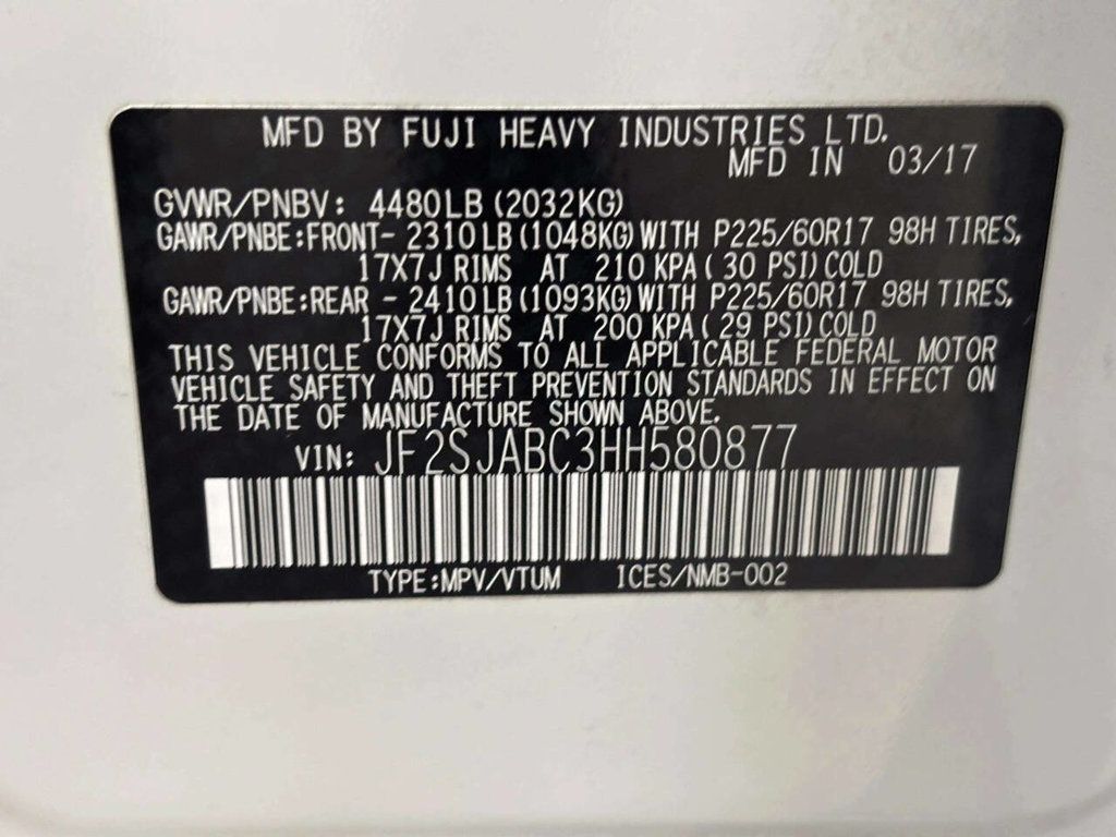 2017 Subaru Forester 2.5i CVT - 23056563 - 32