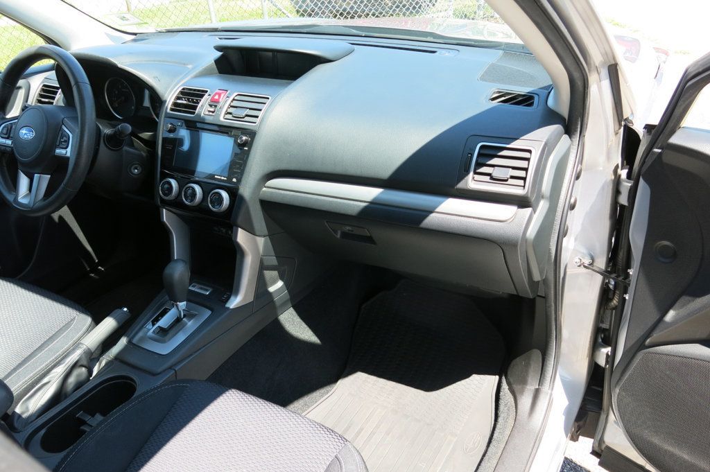 2017 Subaru Forester 2.5i Premium photo 11