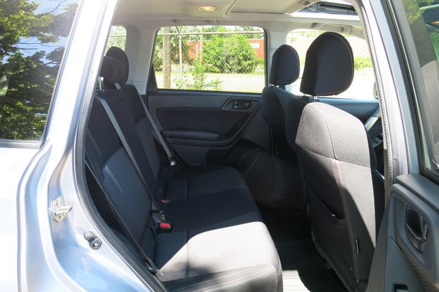 2017 Subaru Forester 2.5i Premium CVT - 22889670 - 15