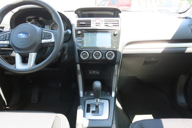 2017 Subaru Forester 2.5i Premium CVT - 22889670 - 21