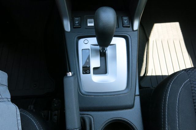 2017 Subaru Forester 2.5i Premium CVT - 22889670 - 29