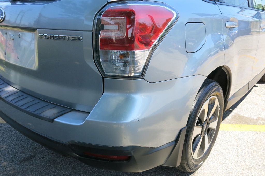 2017 Subaru Forester 2.5i Premium photo 36