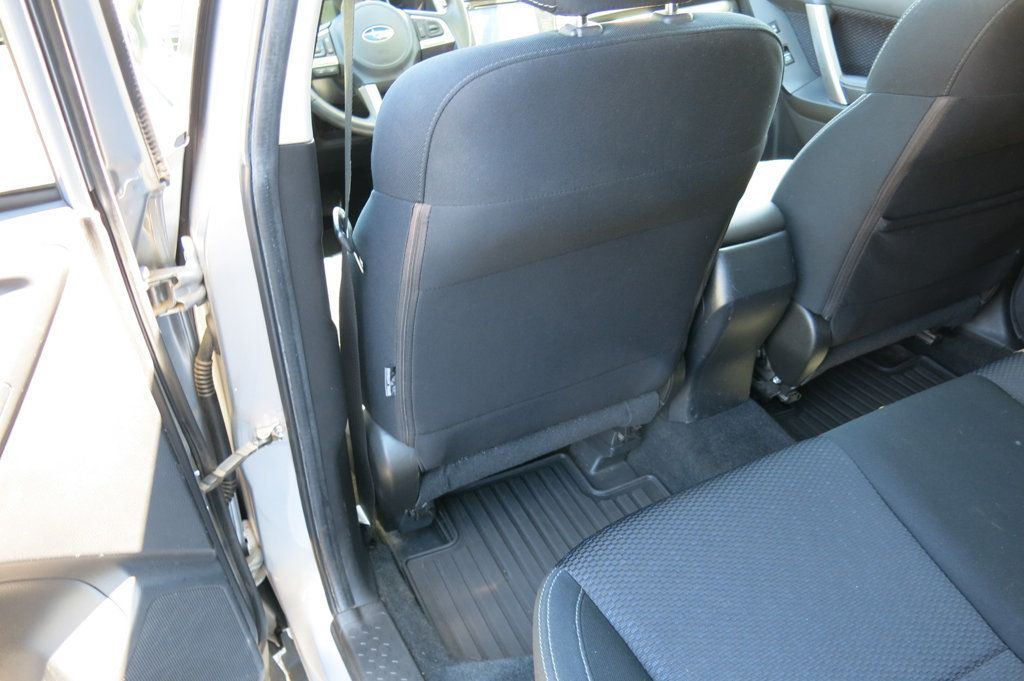 2017 Subaru Forester 2.5i Premium photo 40