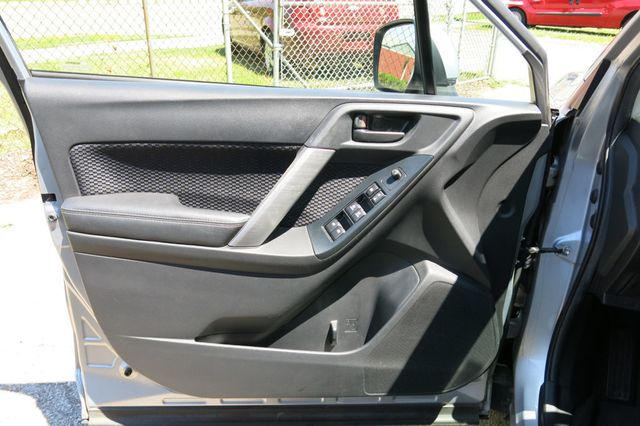 2017 Subaru Forester 2.5i Premium CVT - 22889670 - 45