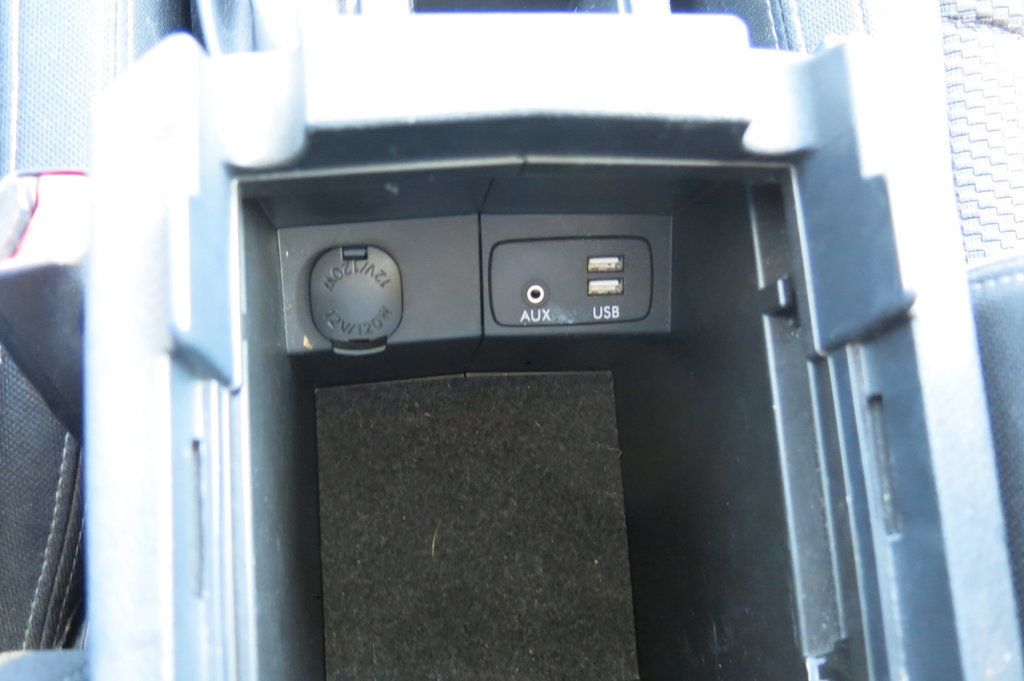 2017 Subaru Forester 2.5i Premium CVT - 22889670 - 69