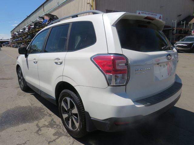2017 Subaru Forester 2.5i Premium CVT - 23024315 - 6