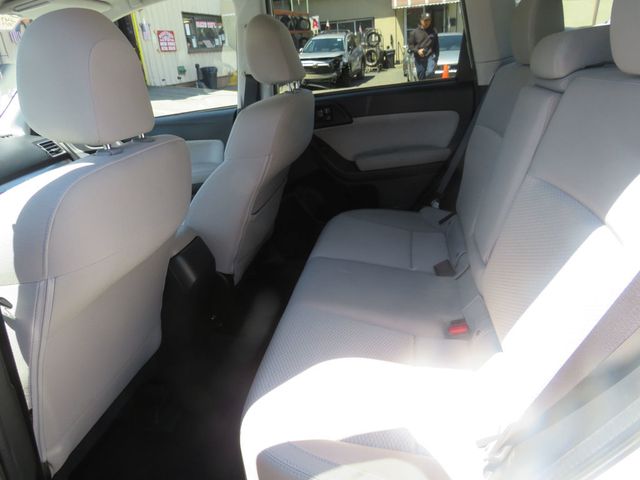 2017 Subaru Forester 2.5i Premium CVT - 23024315 - 8