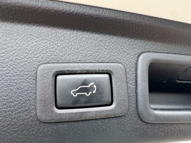 2017 Subaru Forester 2.5i Premium CVT - 23032841 - 23