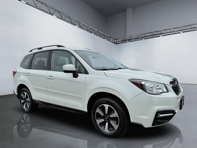 2017 Subaru Forester 2.5i Premium CVT - 23032841 - 7
