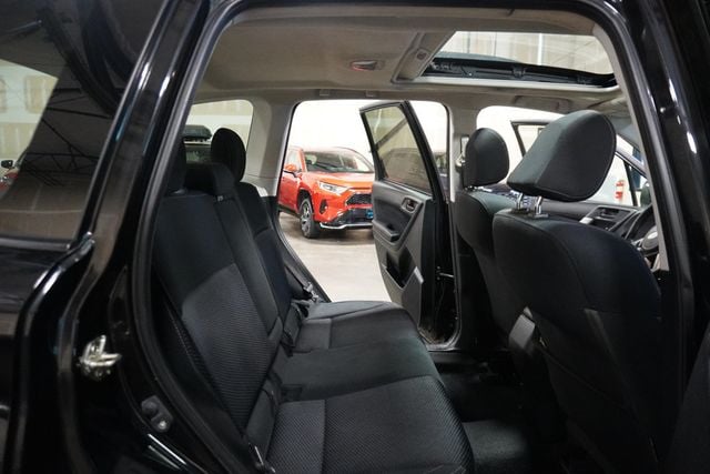 2017 Subaru Forester 2.5i Premium CVT - 22995634 - 6