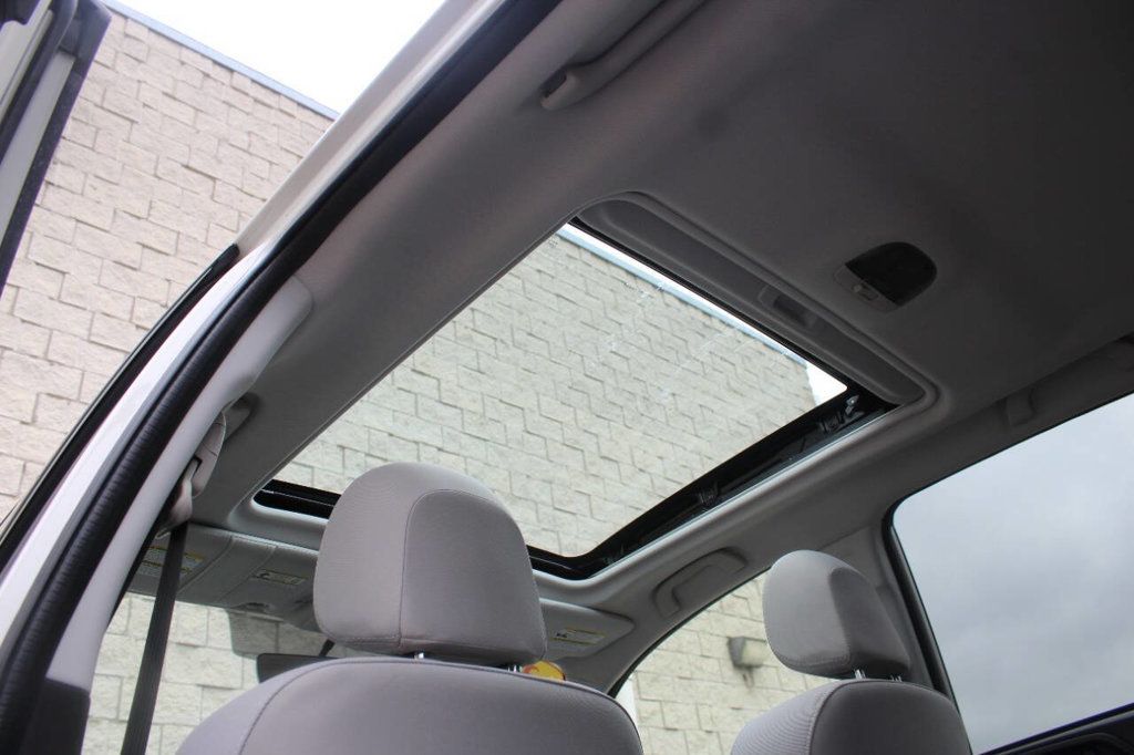 2017 Subaru Forester 2.5i Premium CVT - 22887049 - 16