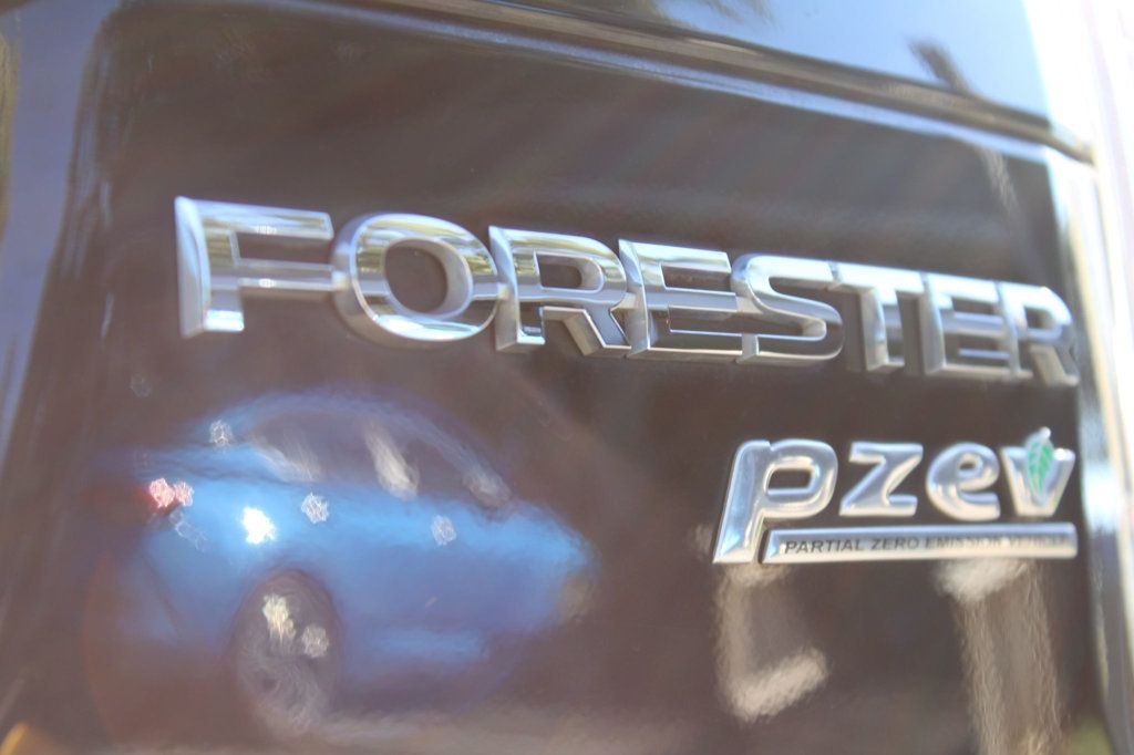 2017 Subaru Forester 2.5i Premium photo 27