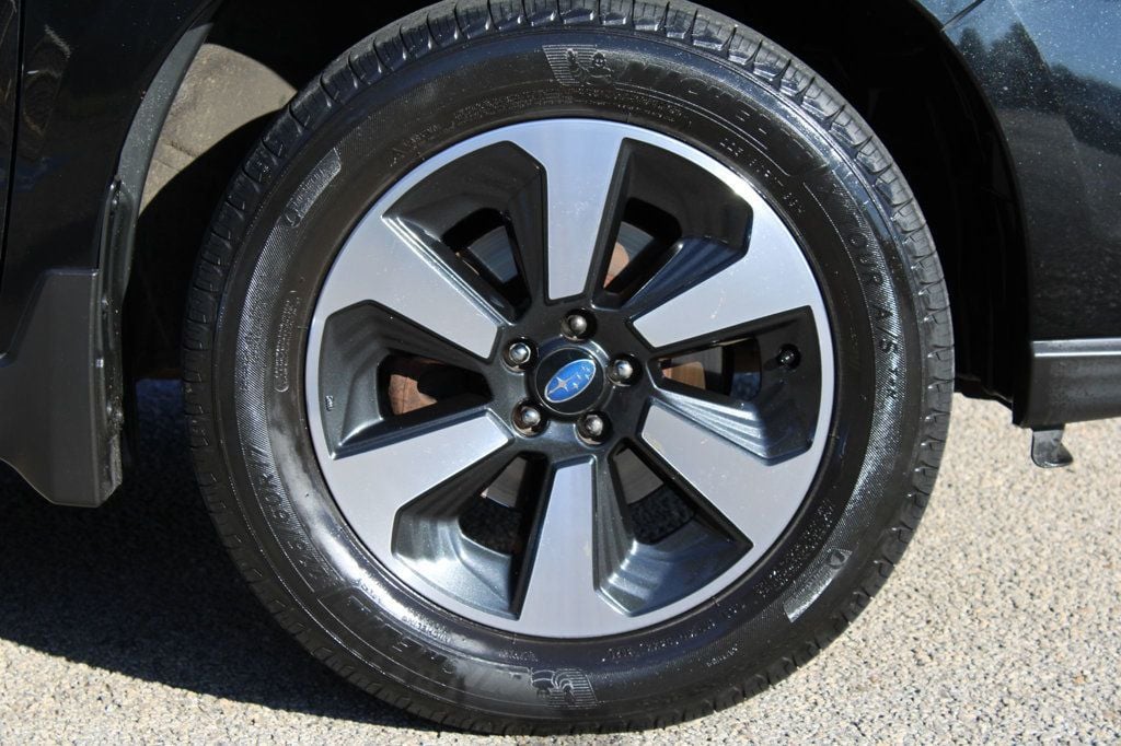 2017 Subaru Forester 2.5i Premium photo 31