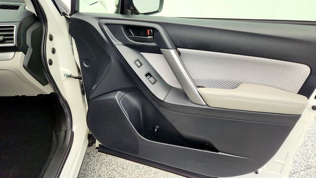 2017 Subaru Forester 2.5i Premium CVT with All-Weather Package - 22964406 - 25
