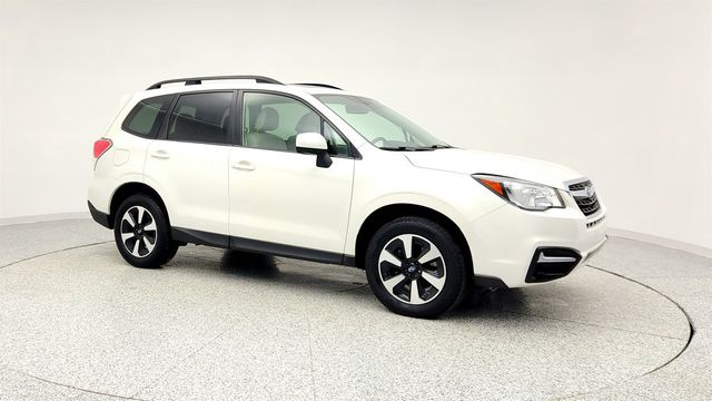 2017 Subaru Forester 2.5i Premium CVT with All-Weather Package - 22964406 - 2