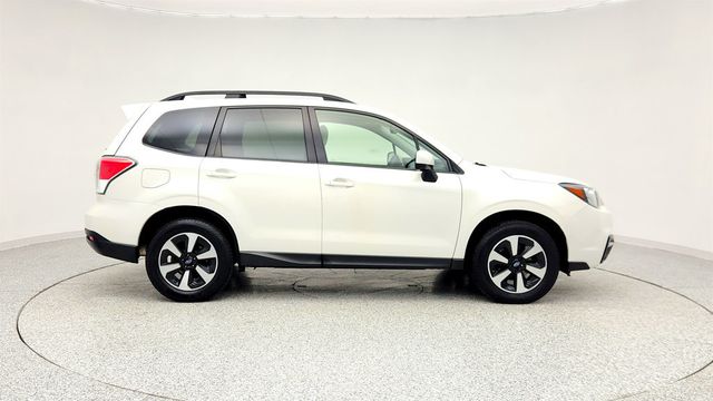 2017 Subaru Forester 2.5i Premium CVT with All-Weather Package - 22964406 - 3