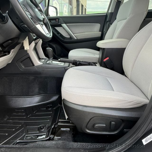 2017 Subaru Forester 2.5i PREMIUM W/EYESIGHT, BLINDSPOT & POWER LIFT GATE PACKAGE - 23033779 - 23