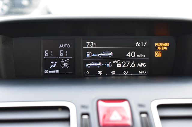 2017 Subaru Forester 2.5i Touring CVT - 22999679 - 36