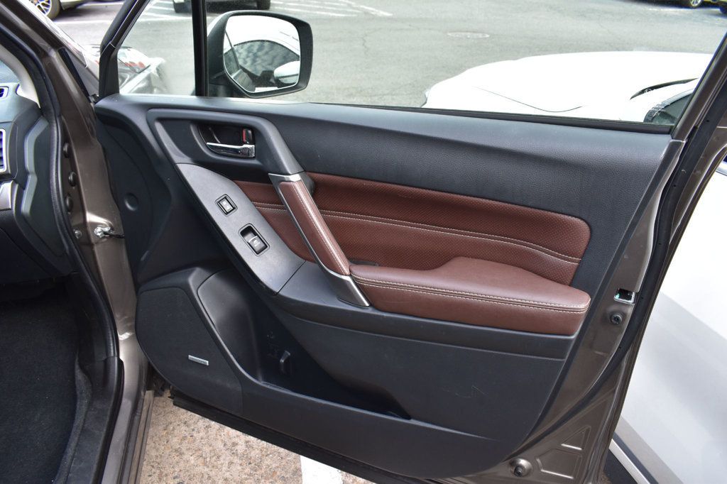 2017 Subaru Forester 2.5i Touring CVT - 22999679 - 45