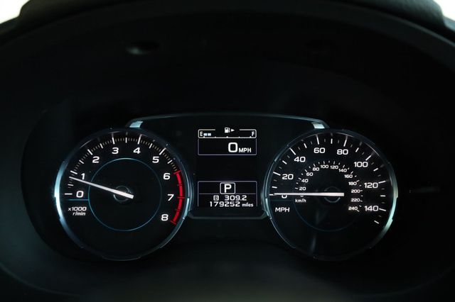 2017 Subaru Forester Limited - 23024635 - 44