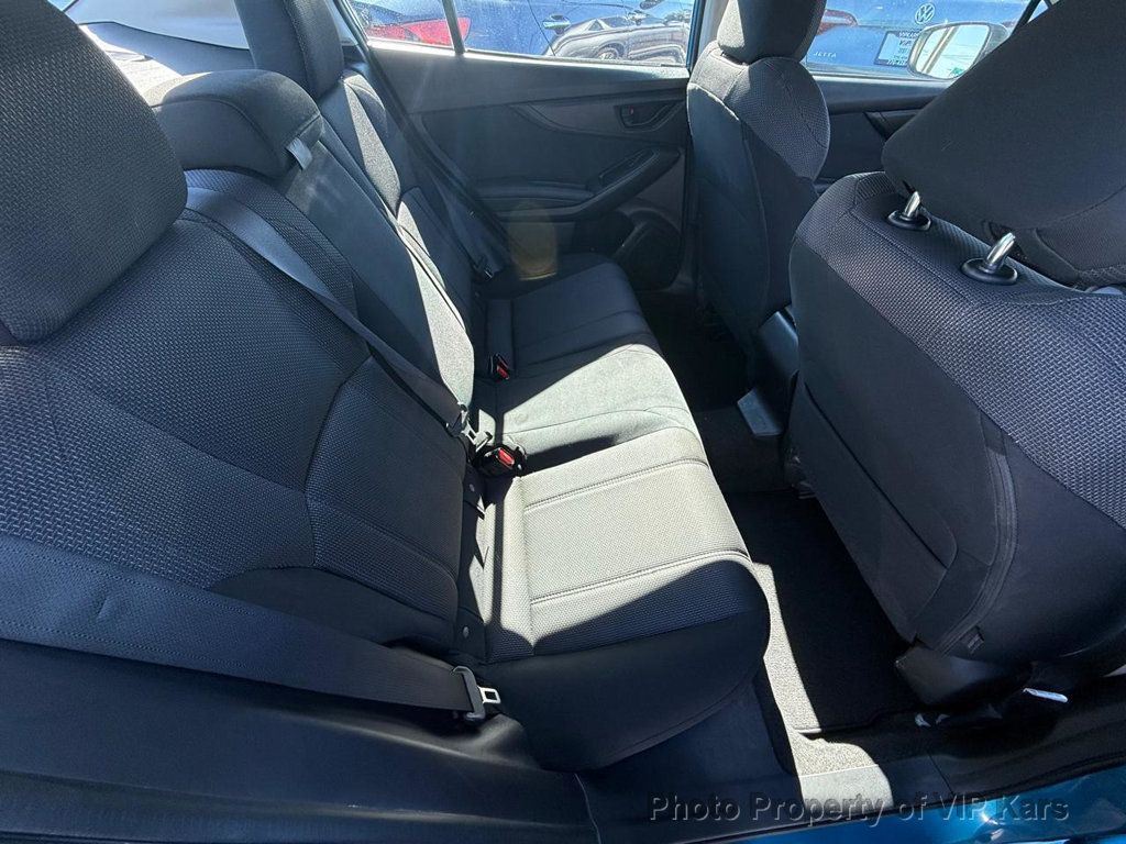 2017 Subaru Impreza 2.0i 4-door CVT - 22964839 - 13