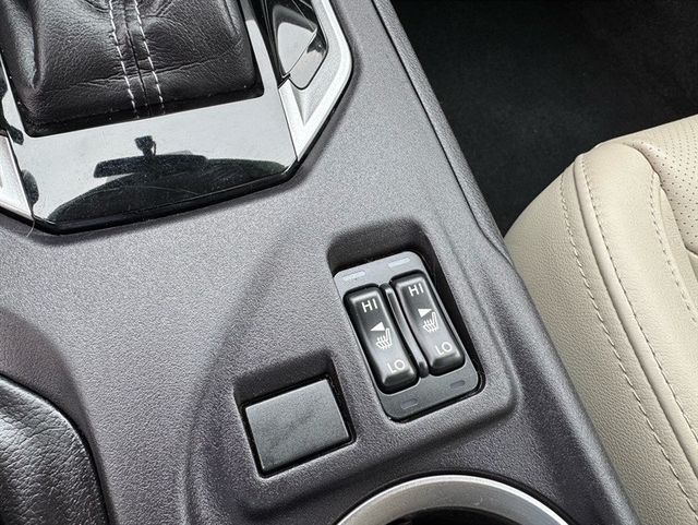 2017 Subaru Impreza 2.0i Limited 5-door CVT - 22950500 - 17