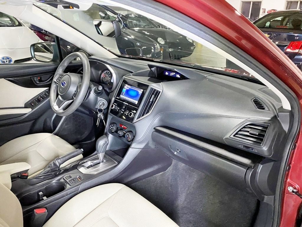 2017 Subaru Impreza 2.0i Premium 5-door CVT - 22211264 - 23