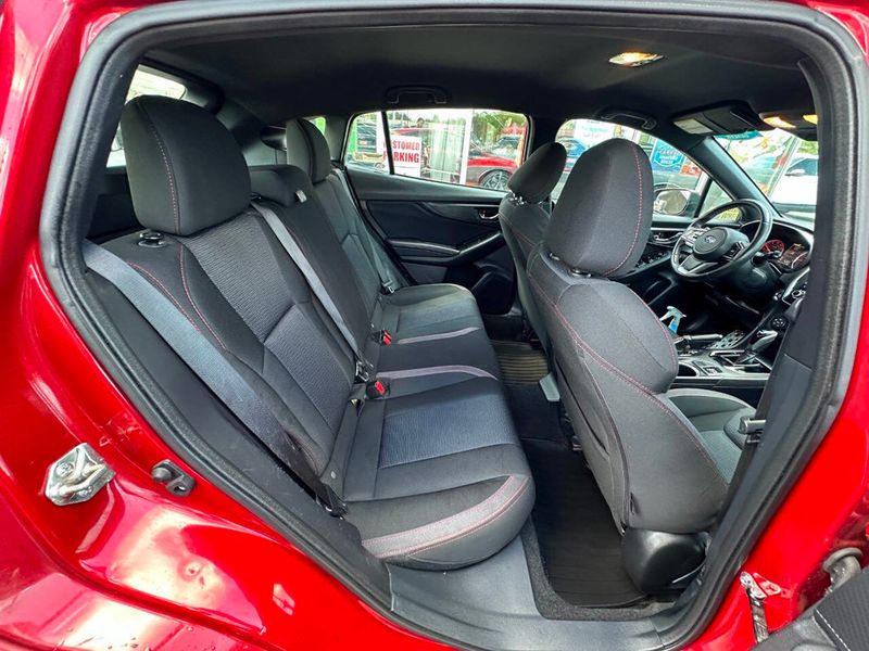 2017 Subaru Impreza 2.0i Sport 5-door CVT - 22880358 - 19