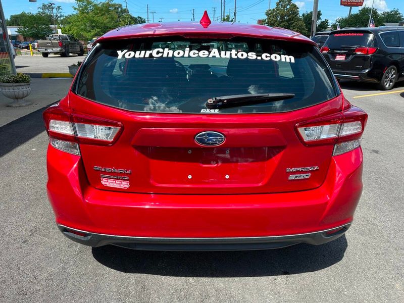 2017 Subaru Impreza 2.0i Sport 5-door CVT - 22880358 - 3
