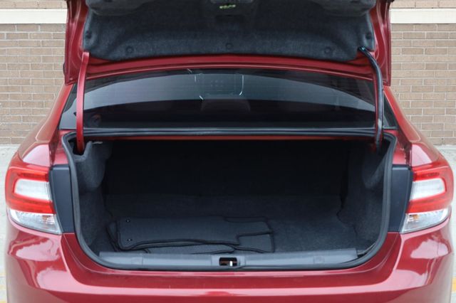 2017 Subaru Impreza Premium - 23036076 - 9