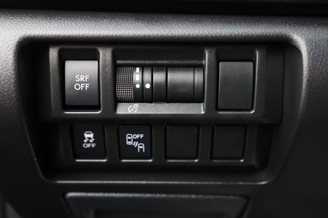 2017 Subaru Impreza Premium - 23036076 - 33