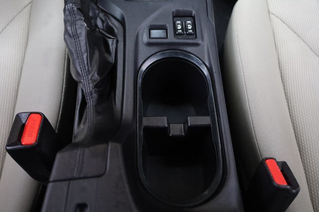 2017 Subaru Impreza Premium - 23036076 - 39