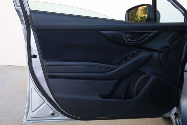 2017 Subaru Impreza Premium - 23093855 - 13