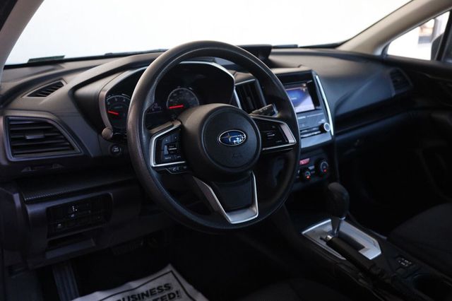 2017 Subaru Impreza Premium - 23093855 - 14