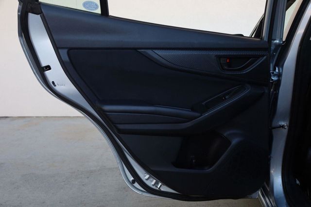 2017 Subaru Impreza Premium - 23093855 - 17