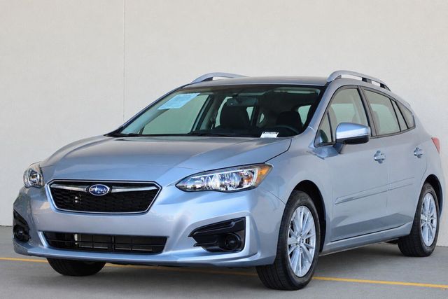 2017 Subaru Impreza Premium - 23093855 - 4